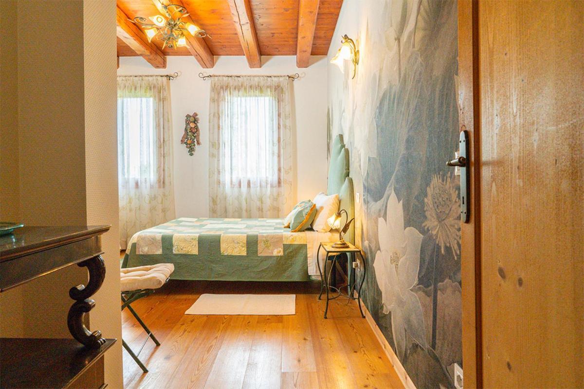 Al Vecchio Fienile Bed and Breakfast San Michele al Tagliamento Eksteriør billede