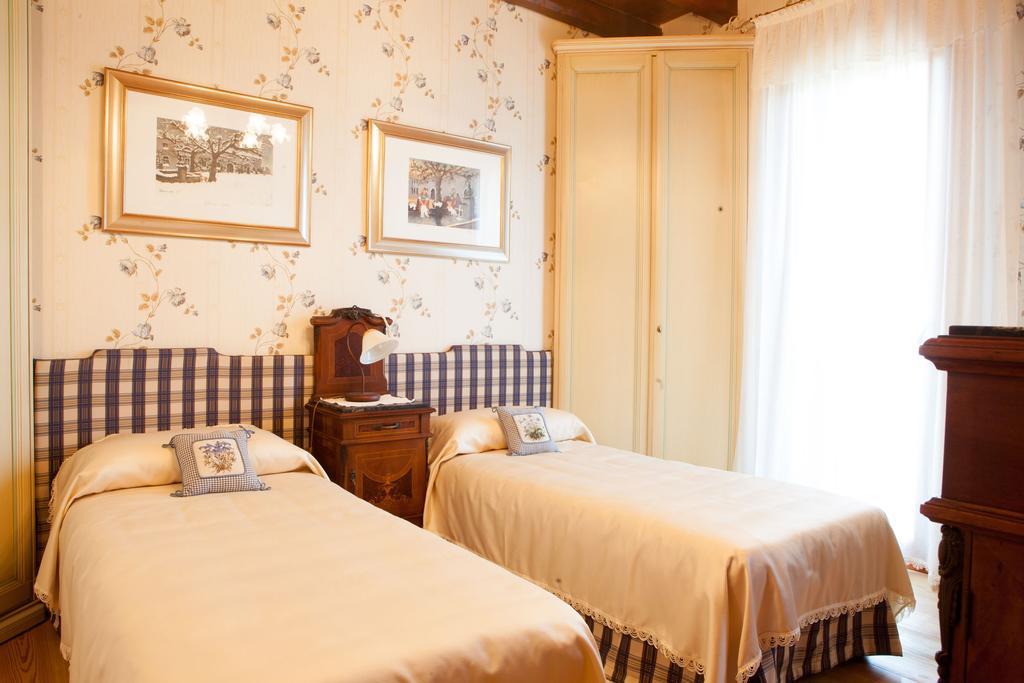 Al Vecchio Fienile Bed and Breakfast San Michele al Tagliamento Værelse billede