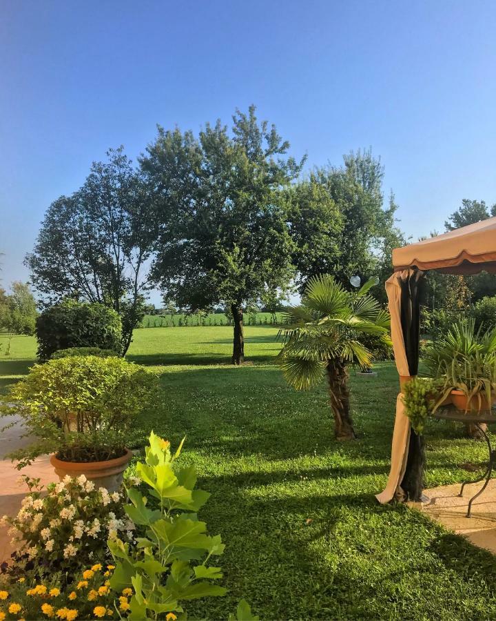 Al Vecchio Fienile Bed and Breakfast San Michele al Tagliamento Eksteriør billede