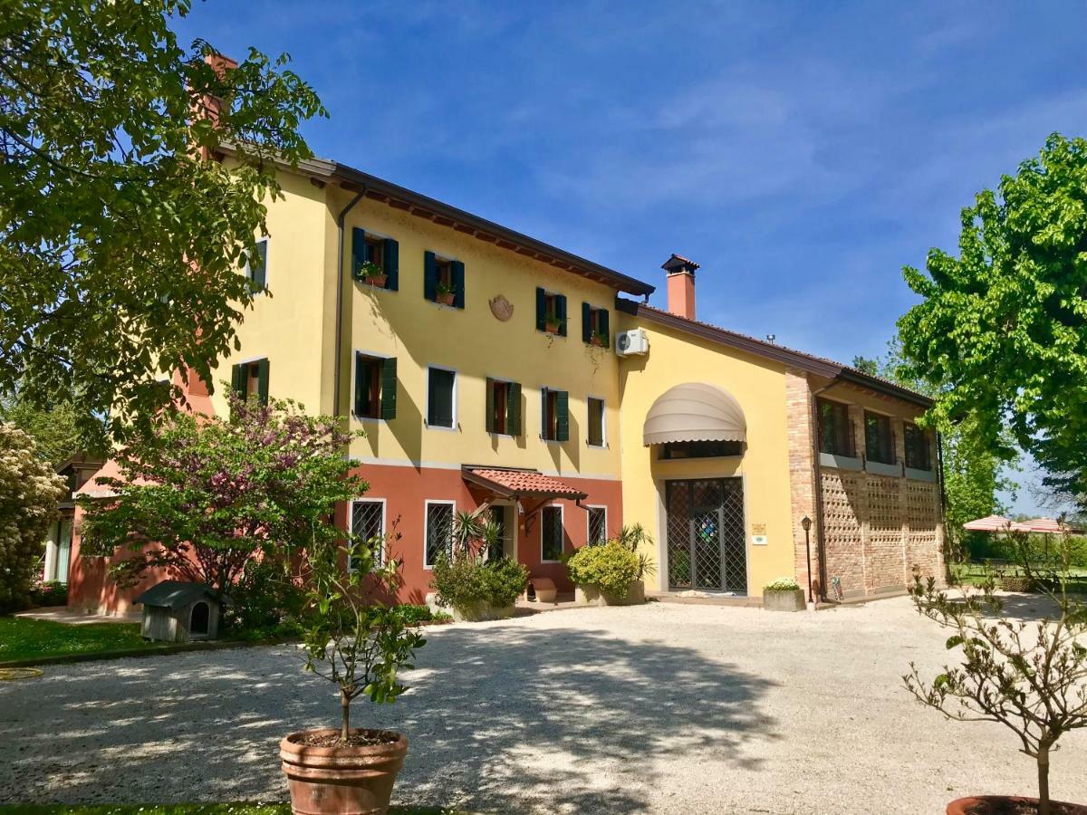 Al Vecchio Fienile Bed and Breakfast San Michele al Tagliamento Eksteriør billede